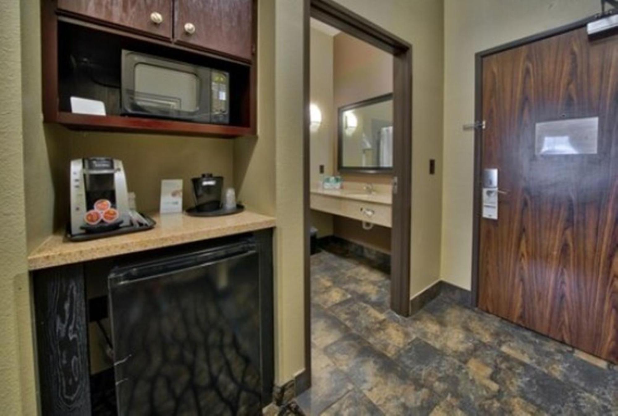 Holiday Inn Express And Suites Lubbock South By Ihg Bilik gambar
