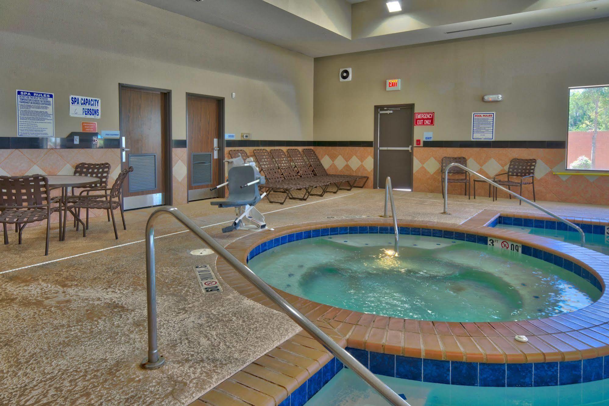 Holiday Inn Express And Suites Lubbock South By Ihg Luaran gambar