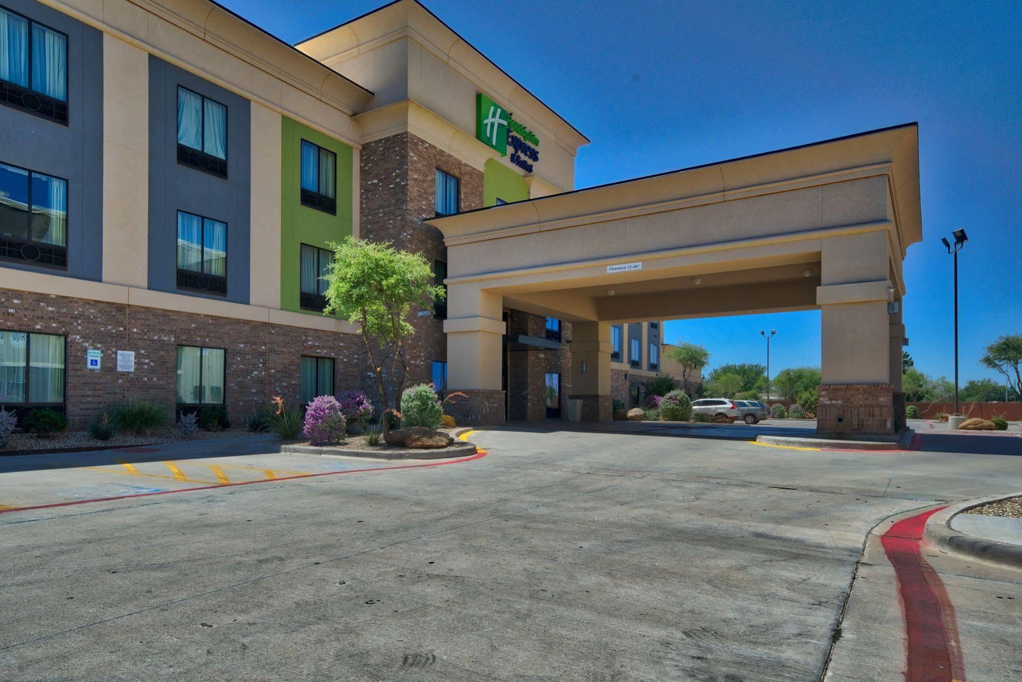 Holiday Inn Express And Suites Lubbock South By Ihg Luaran gambar